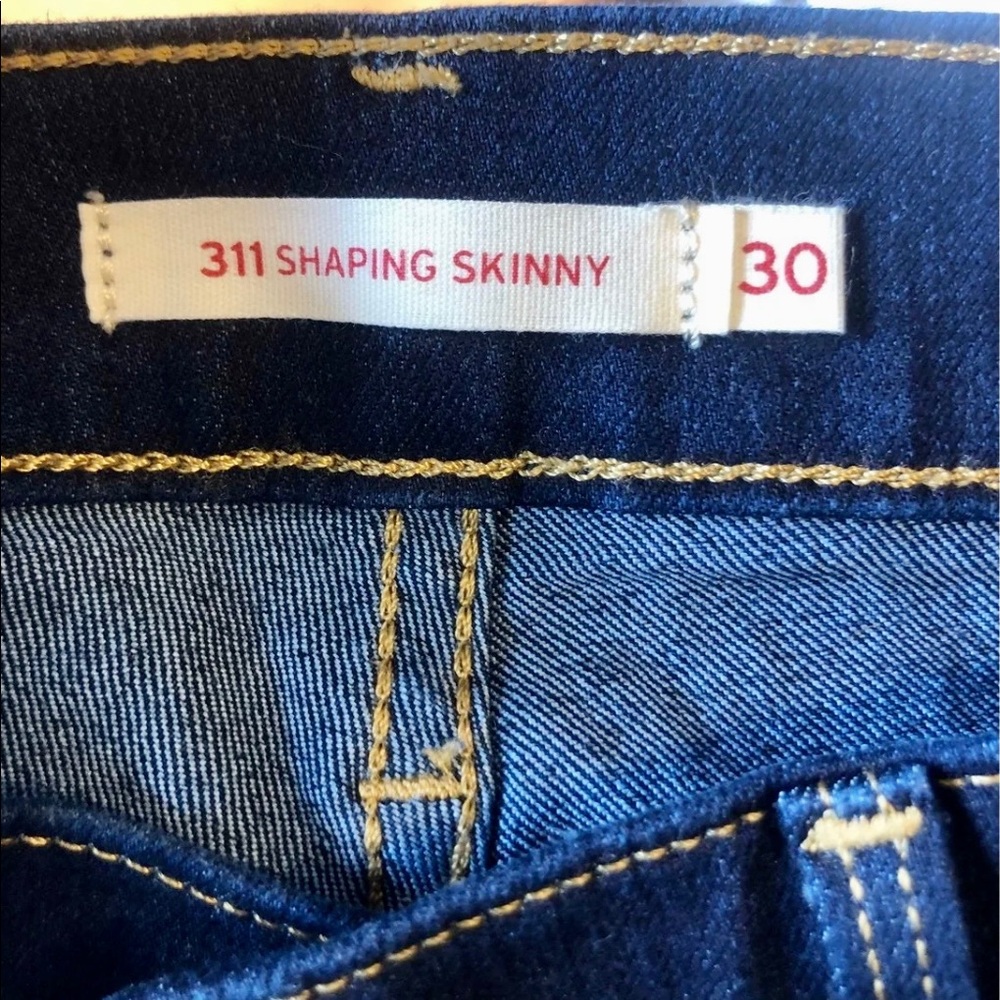 Levi’s 311
